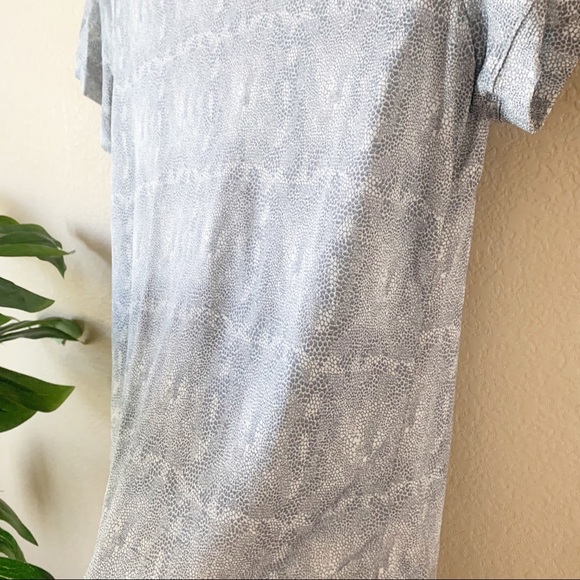 Armani Collezioni Python Print Shimmery Tee - Picture 5 of 11